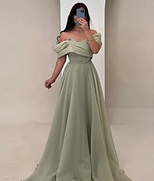 preiswerte -A-Linie Abendkleid Elegantes Kleid Formelles Hochzeits-Fußbodenlänge Ärmellos Strapless Satin mit Raffung