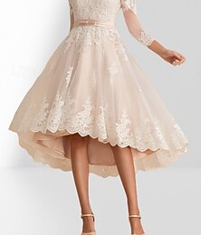 abordables -Petites Robes Blanches d'Engagement Robes de Mariage A-Ligne Col V Manches 3/4 Longueur Asymétrique Satin Robes de Mariée Avec Sangle  Ruban Plis
