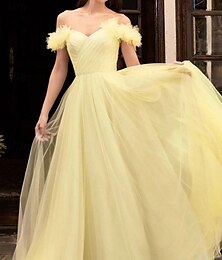 abordables -Ligne A Robes de Quinceanera Élégant Robe Performance robe demoiselle d honneur Longueur au sol Sans manches Épaules Dénudées Tulle Dos nu avec Plis 2025