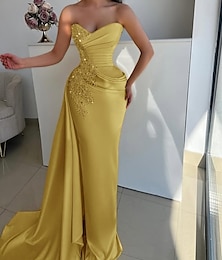 abordables -Sirène / Trompette Robe de Soirée Élégant Robe Formel Mariage Longueur au sol Sans manches Sans bretelles Robe Mère de la Mariée Champagne Satin avec Strass Paillettes Froncé 2025