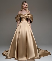 billige -Ballgown A-Linje Kveldsdrakt Elegant Kjole Formell Bryllup Hoftebane Uten Ermer Off Shoulder Stretch Satin Med Frynser Rynket
