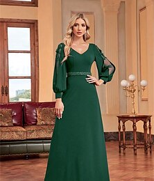 abordables -Ligne A Robes de Quinceanera Élégant Robe Formel Mariage Longueur au sol manche longue Col en V Satin avec Perlage 2025
