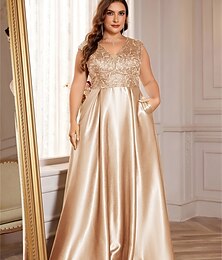 levne -A-line šaty větších velikostí elegantní křivka šaty formální svatební podlahové délky krátký rukáv V výstřih satén bez zad s plisováním