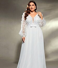 billige -A-Linje Kveldsnattkjole Elegant Kjole Formell Bryllup Sveip  Børste Tog Lang Erme V-Hals Chiffon med Folder
