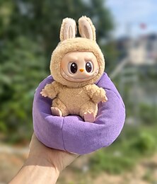 preiswerte -Minisofa für 17 cm große Vinylpuppen (keine Puppe), weiches, bequemes Miniatursofa für das Puppenhaus, süße Möbeldekoration für das Puppenzimmer, Minisofa-Zubehör zum Ausstellen oder Sammeln