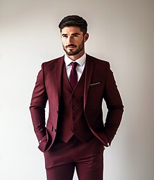 economico -Uomo Affari Completi Borgogna Formale Abbigliamento da lavoro Tinta unita Vestibilità standard 3 pezzi Monopetto Due Bottoni
