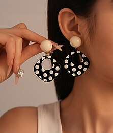 preiswerte -Statement-Ohrringe im Retro-Stil mit Punkten für Damen – auffälliges schwarz-weißes Tropfendesign für Vintage-Partys und Outfits im Stil der 50er Jahre
