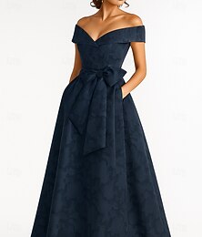 economico -Linea ad A Abito da Sera Elegante Abito formale Formale Matrimonio Lunghezza al pavimento Manica Corta Senza Spalle Tasca Nylon con Fiocco/Fiocchi Con Spalline 2025