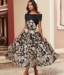 economico -Abiti da cocktail A-Line abito elegante formale da matrimonio lunghezza tè senza maniche colletto camicia satin con pieghe ruches ricamate applicazioni
