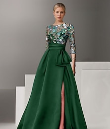 preiswerte -Floral besticktes A-Linie Abendkleid Elegantes Kleid Formelle Hochzeit Bodenlänge Halbärmel Hemdkragen Satin mit Schleife(n) Schlitz