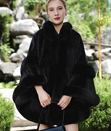 billige -Pelssjal Elegant Hold Varm Ermeløs Flaggermusermer Polyester Bryllup Wrap Med Ren Farge Til Spesiell Leilighet Høst vinter