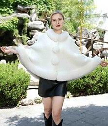 economico -Avvolgenti in Pelliccia Sintetica Elegante Casual Quotidiano Senza Maniche Manica a pipistrello Poliestere Stole da matrimonio Con Colore puro Per Occasione speciale Autunno & Inverno