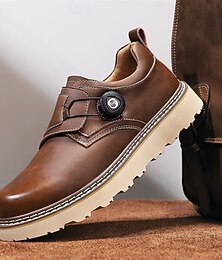 olcso -férfi barna alkalmi munkacipő – tartós, csúszásgátló talp, egyszerű csavarzáras záródás, kényelmes, alacsony szárú kialakítás mindennapi viseletre, irodába és szabadtéri tevékenységekhez