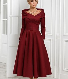 abordables -Ligne A Robes de Cocktail Élégant Robe de soirée Formel Mariage Longueur thé manche longue Épaules Dénudées Satin Extensible avec Plis 2025