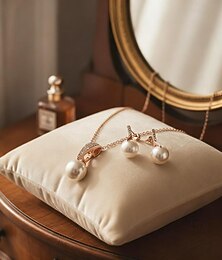 abordables -Ensemble élégant de bijoux en perles – collier et boucles d'oreilles plaqués or rose avec des accents de cristal pour femme