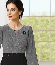 baratos -Linha A Sereia Até os Joelhos Vestido Coquetel Manga Longa Gola Redonda Elegante Vintage Festa Convidado do casamento Poliéster Vestido Para Mãe dos Noivos com Lantejoulas Bloco de Cor