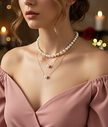 abordables -Elegante collar de perlas en capas para mujer: cadena de oro con perlas blancas simuladas, joyería vintage clásica para bodas, fiestas y eventos formales.