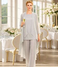 abordables -Combinaison Tailleur-Pantalon Trois Pièces Longueur au sol Robe de Mère de Mariée  Sans manches Col Bateau Élégant Grande taille Echarpe incluse robe demoiselle d honneur Chiffon Robes avec Veste avec