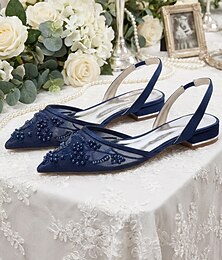 abordables -Ballerines plates bleu marine en résille pour femmes, à bout pointu et ornées de perles, idéales pour les demoiselles d'honneur lors de mariages en plein air dans un jardin.