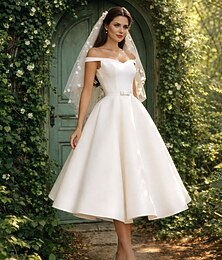 abordables -Ligne A Longueur thé petite robe blanche Robes de Cocktail Robes de mariée Robes pour enterrement de vie de jeune fille Années 1950 Minimaliste Petites Robes Blanches Sans manches Épaules Dénudées