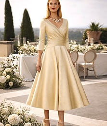 voordelige -A-lijn Over de knie Cocktailjurken Feestjurken Elegant Vintage Grote maten 3/4 mouw V-hals Bruiloft gast Satijn met Plooien