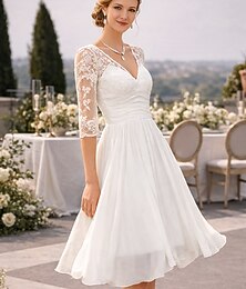 abordables -Ligne A Mi-long Robes de mariée Robes pour enterrement de vie de jeune fille robe de mariée Petites Robes Blanches Demi Manches Col en V Remise des Diplômes Anniversaire Chiffon Dentelle avec Drap