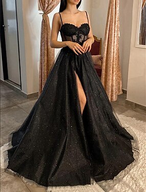 Hochzeiten & Feste Frischen Sie Ihre Garderobe zu einem