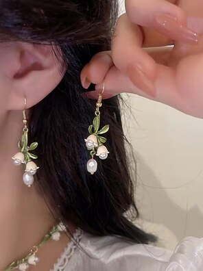 cheap -Women&#039;s Drop Earrings Earrings Vintage Style Flower Cute Vintage Elegant Holiday Imitation Pearl Earrings Jewelry Green For Party Gift Holiday Prom Festival 1 Pair