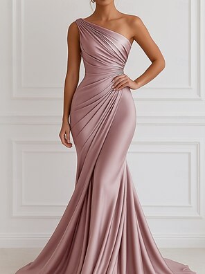 green emerald velvet dress Amazon.com: HoHoHuo Women's Light Up Elegant Dresses For Women Glow In The  Dark Evening Dresses App Control Wedding Party (S) : Clothing, Shoes &  Jewelry