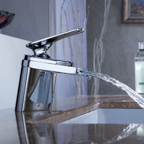 Sprinkle® by Lightinthebox - Contemporary Waterfall Bathroom Sink Faucet (Chrome Finish)