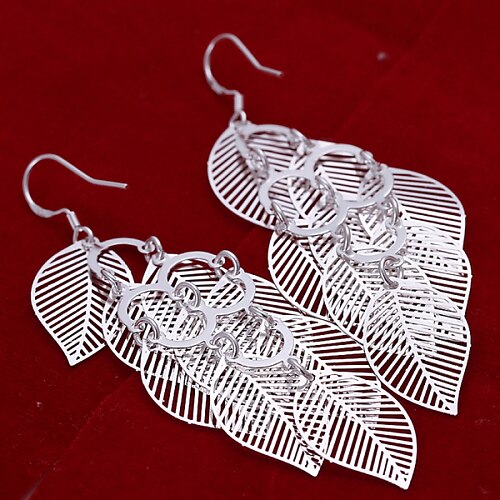 Vilin Women's Leaf Earrings