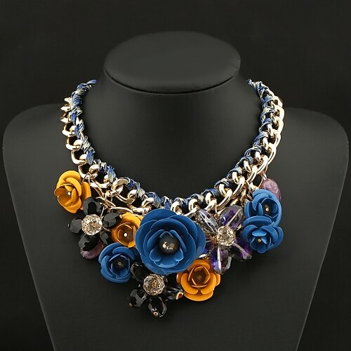 Senlan Women's Elegant Gold Print Chain Flower Short Necklace