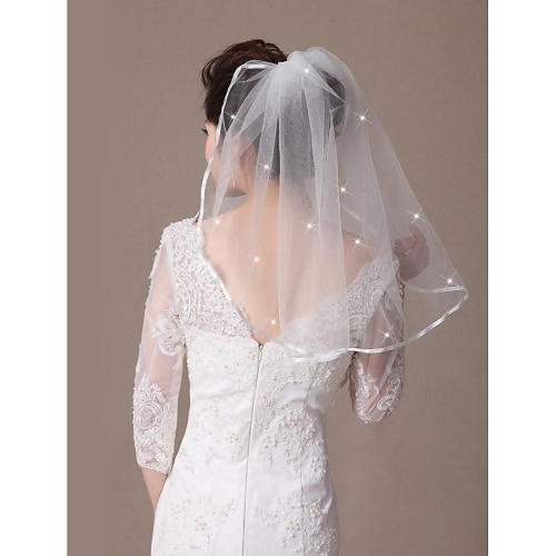 

One-tier Ribbon Edge / Beaded Edge Wedding Veil Shoulder Veils with Ribbon Tie / Scattered Crystals Style 21.65 in (55cm) Tulle