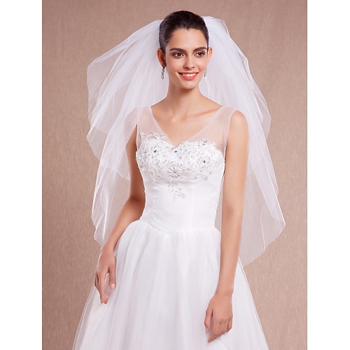 

Three-tier Cut Edge Wedding Veil Fingertip Veils with Ruched Tulle / Oval