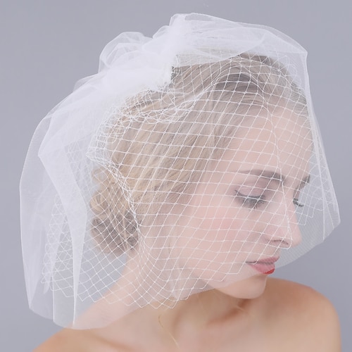 

Two-tier Cut Edge Wedding Veil Blusher Veils with Mesh / Tulle / Birdcage