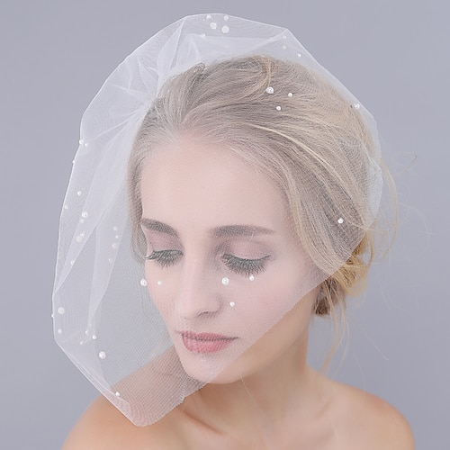 

One-tier Cut Edge Wedding Veil Blusher Veils with Pearl Tulle / Classic