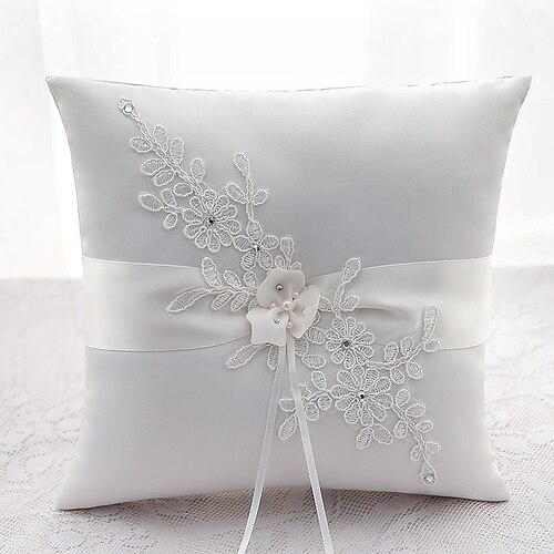 

Rhinestone / Ribbon Tie / Flower Ring Pillow Beach Theme / Classic Theme All Seasons