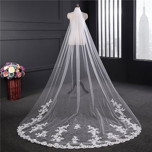 

One-tier Lace Applique Edge / Elegant & Luxurious Wedding Veil Chapel Veils with Embroidery / Appliques Tulle / Classic