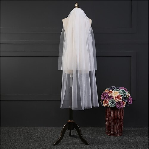 

Two-tier Classic Wedding Veil Elbow Veils with Fringe Tulle / Straight Cut