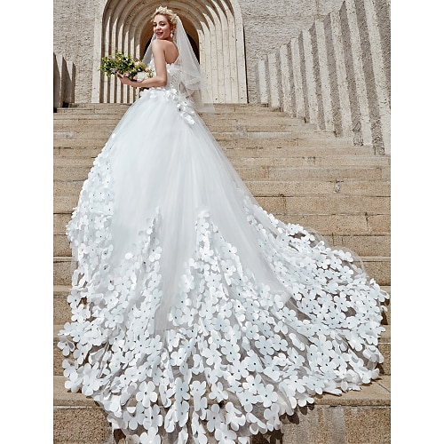 

Ball Gown Wedding Dresses Strapless Court Train Tulle Strapless Country Glamorous Plus Size with Crystals Flower 2022