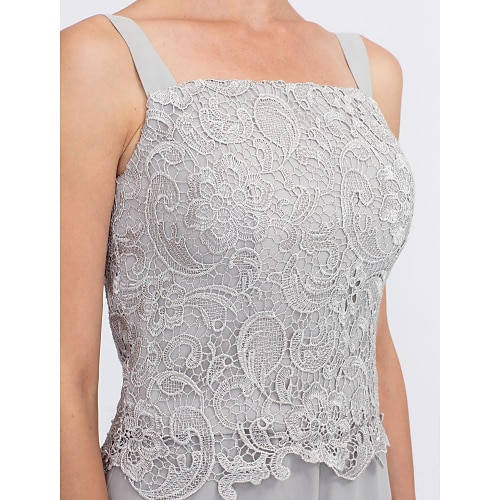 Buy Hosenanzug / Overall Kleid für die Brautmutter in Übergröße eleganter quadratischer Ausschnitt bodenlanger Spitze aus Chiffon ärmellos mit Applikationen 2022 Kleider für die Mutter des Bräutigams. Picture