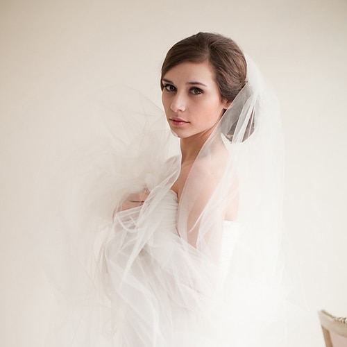 

One-tier Vintage Style / Classic Style Wedding Veil Fingertip Veils with Solid Tulle