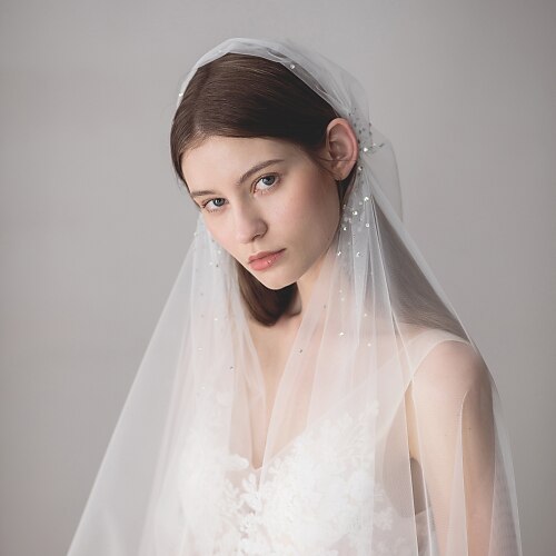 

One-tier European Style Wedding Veil Fingertip Veils with Crystals / Rhinestones 47.24 in (120cm) Cotton / nylon with a hint of stretch / Angel cut / Waterfall