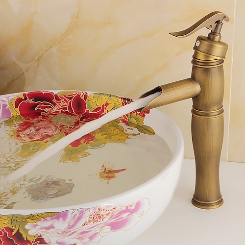 

Bathroom Sink Faucet - Classic Electroplated Centerset Single Handle One HoleBath Taps