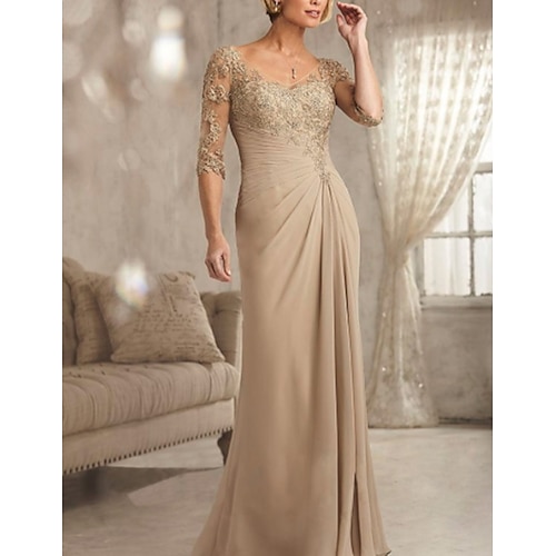 

Sheath / Column Mother of the Bride Dress Plus Size Sexy See Through V Neck Floor Length Chiffon Lace Half Sleeve with Lace 2022