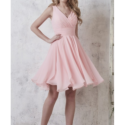 

A-Line Bridesmaid Dress Plunging Neck Sleeveless Elegant Knee Length Chiffon with Ruching 2022