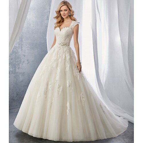 

Ball Gown Wedding Dresses Sweetheart Neckline Chapel Train Lace Tulle Regular Straps with Appliques 2022