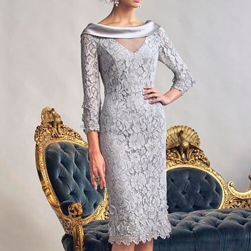 

Sheath / Column Mother of the Bride Dress Elegant Bateau Neck Knee Length Polyester Lace Long Sleeve with Appliques 2022