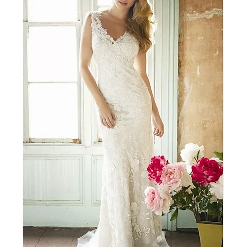 

Sheath / Column Wedding Dresses V Neck Sweep / Brush Train Lace Sleeveless Country Plus Size with Draping Appliques 2022