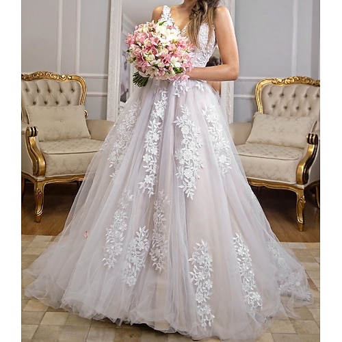 

A-Line Wedding Dresses V Neck Sweep / Brush Train Tulle Sleeveless Country Plus Size with Embroidery Appliques 2022
